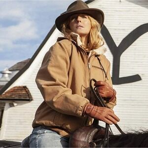 Carhartt Weathered Wildwood Jacket Tan Size Medium Hooded Sherpa Lined